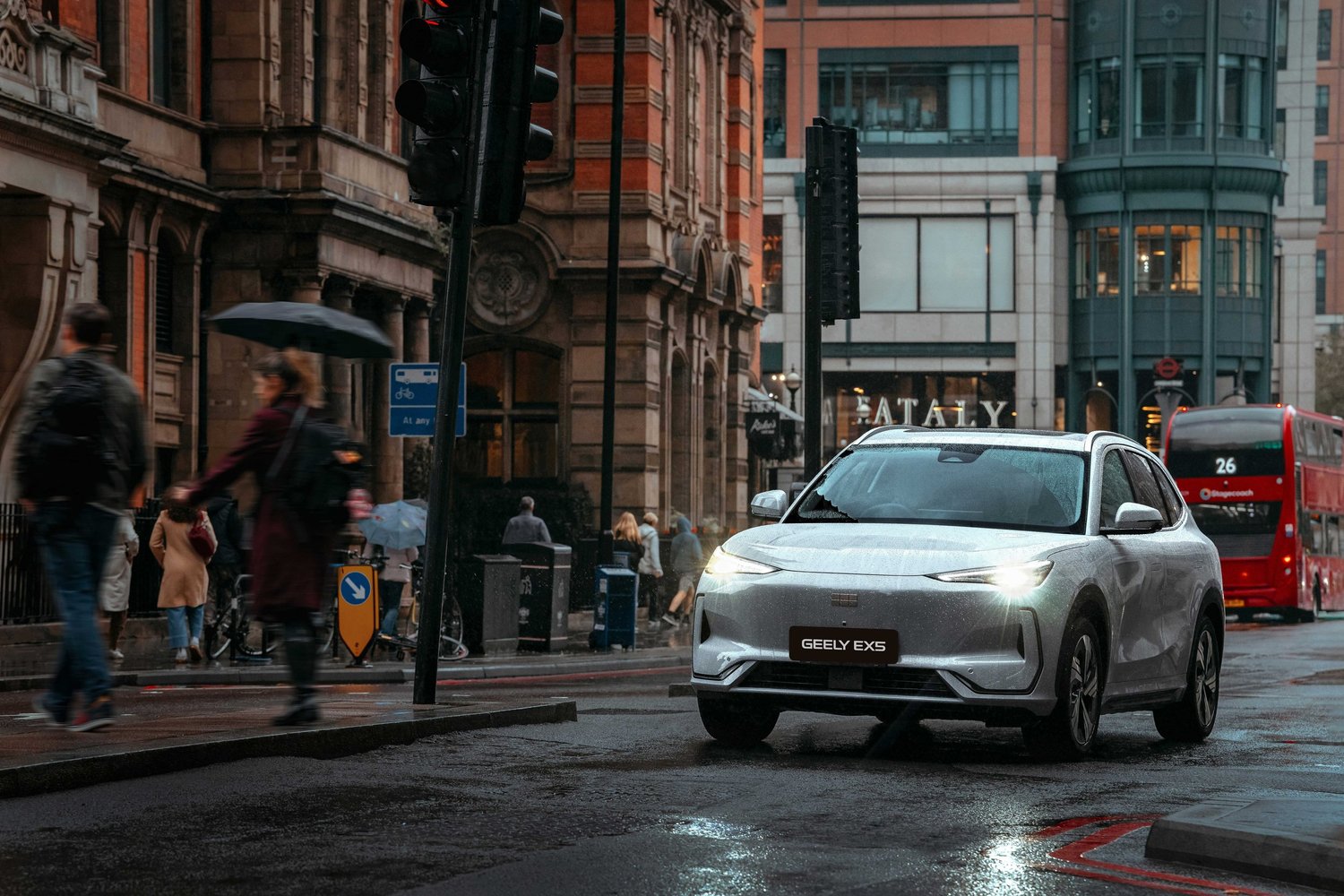 GEELY EX5
英国上市发布